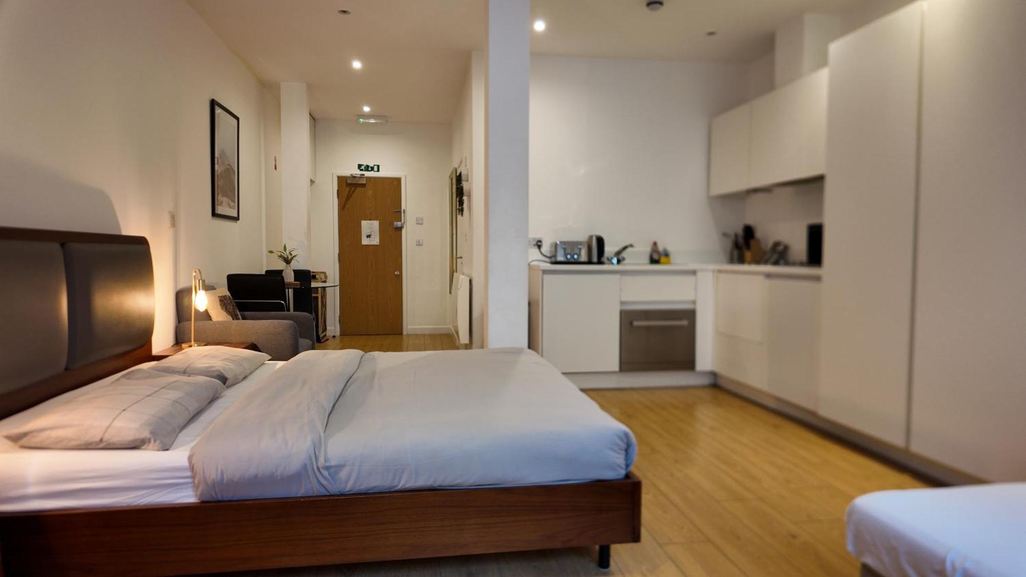 Sleep6 In Leicester Square, Soho Vr7 * Лондон
